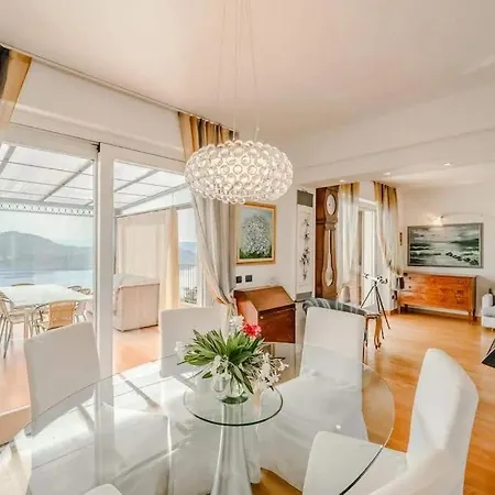 Villa Villa Arona Arona